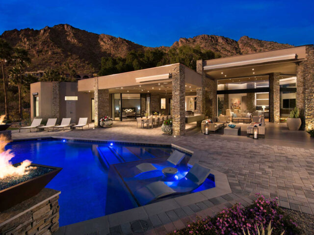 PhoenixContemporaryInteriorDesign-CamelbackMountain1-1